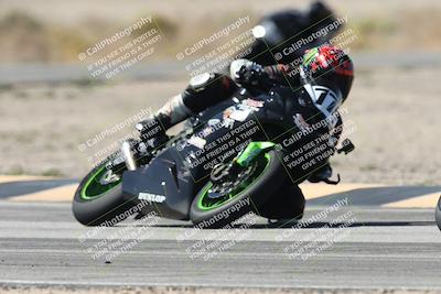 media/Oct-04-2025-CVMA (Sat) [[408bcdd6e4]]/Race 9-Supersport Middleweight/